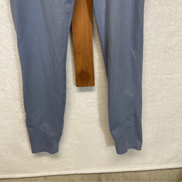 Joy Lab Light Blue High Rise Perforated Cropped Leggings Size M - Picture 3 of 11